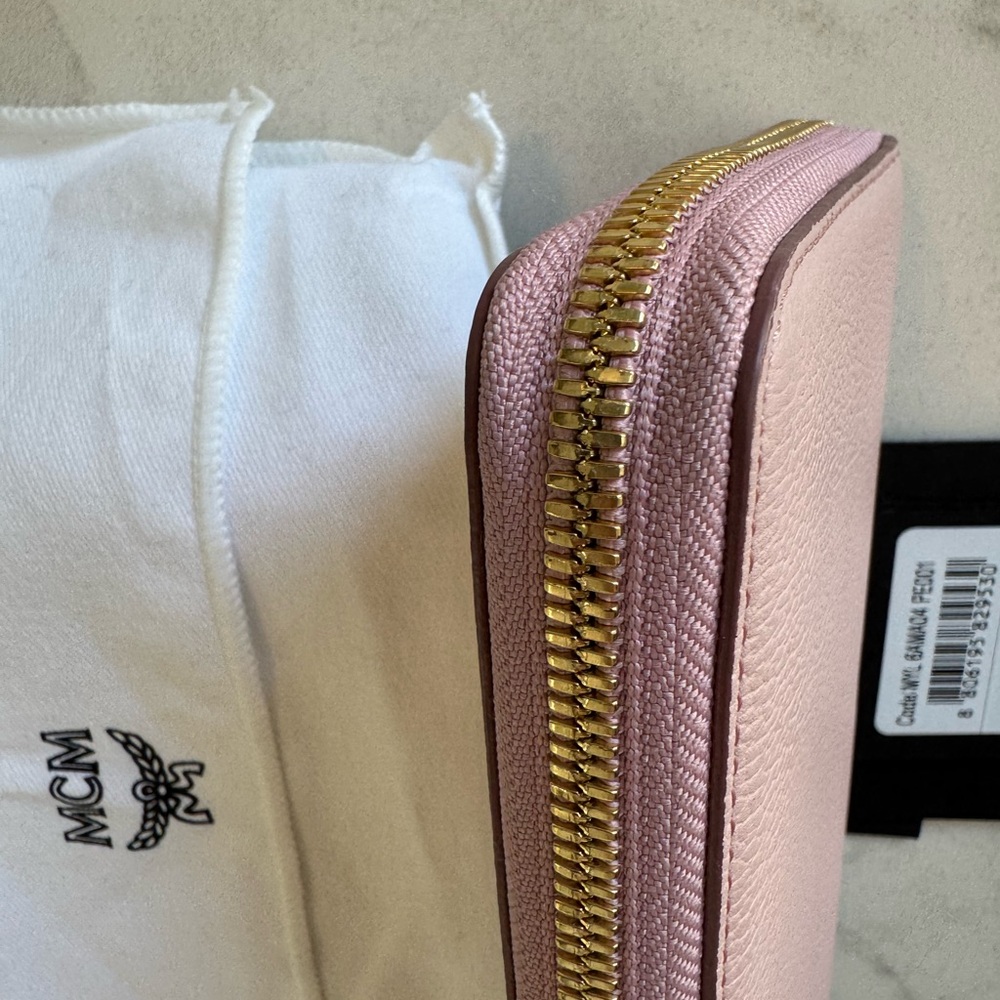 MCM Full Inclusion Leather Continental Wallet in Blush Color - Picture 3 of 10